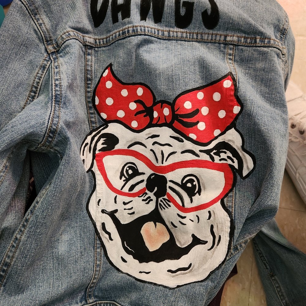 Stylish Women's Jean Jacket with Bulldog Design